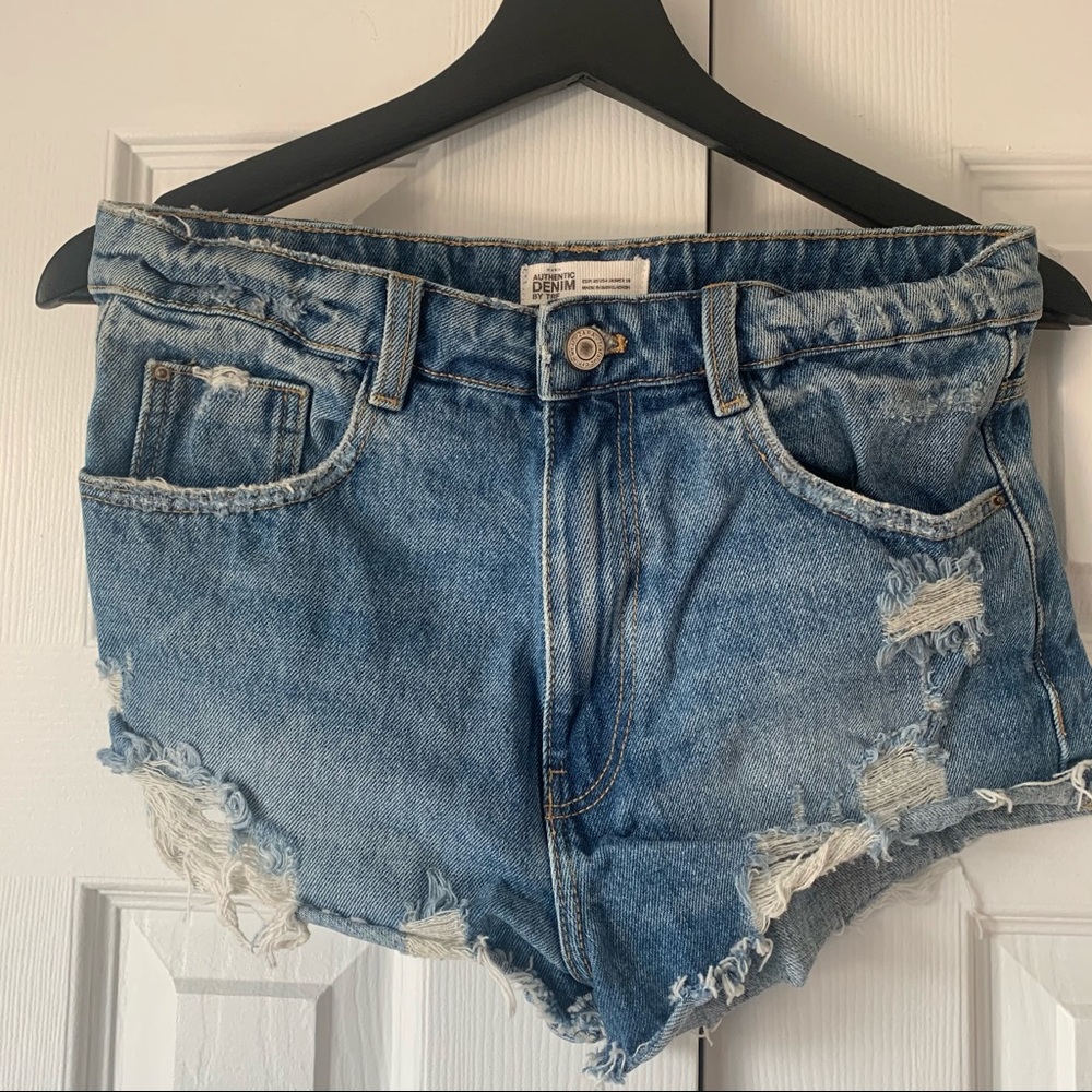 Zara Jean short
